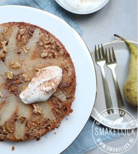 Cake met peer en walnoot.JPG